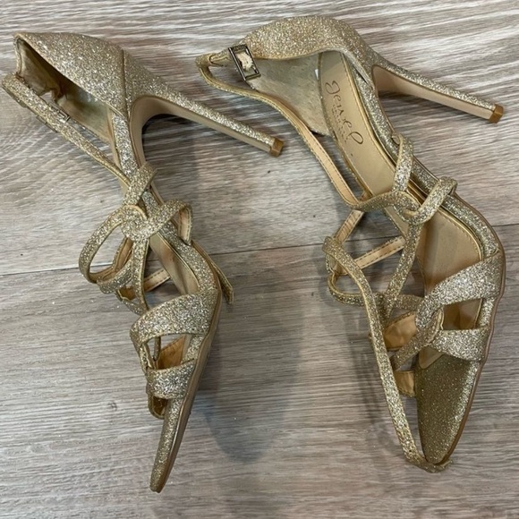 NWOT Gold Sparkle Crisscross Strap Jewels by Badgley Mischka Heels - Picture 7 of 10